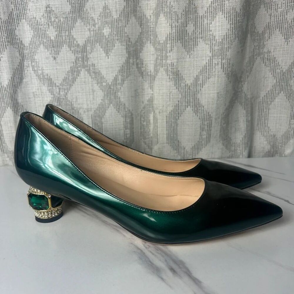 F5J women’s green pumps